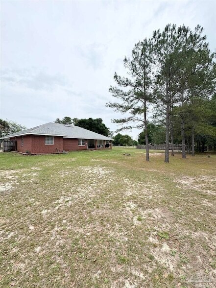 Building Photo - 9909 S Trace Rd