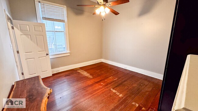 Building Photo - 7414 Burthe St