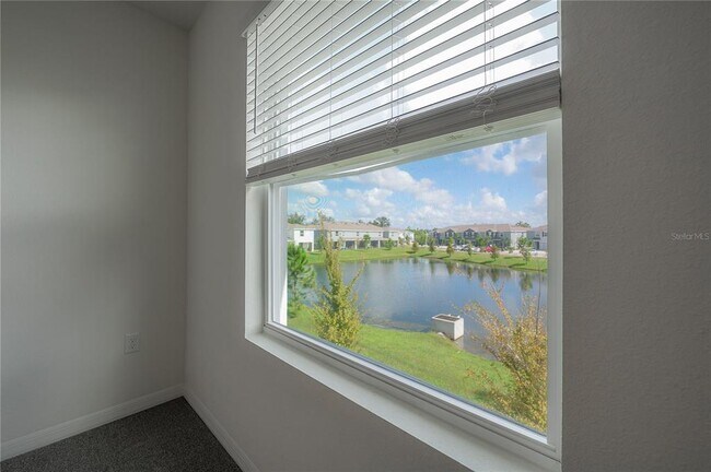 Building Photo - 16701 Maude Dr