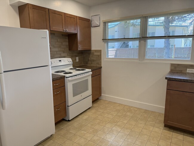 Building Photo - 1332 Eldorado Dr