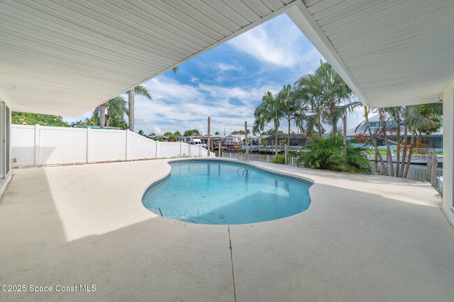 Building Photo - 458 Sandpiper Dr