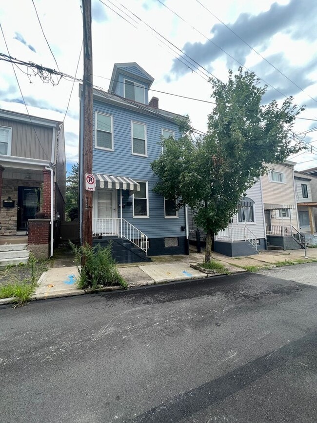 Building Photo - 419 Taylor St