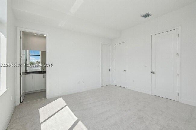 Building Photo - 13075 Feathering Wy