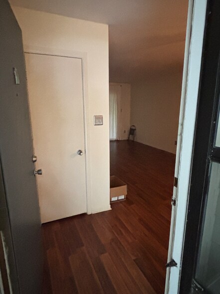 Building Photo - 2901 Heathstead Place