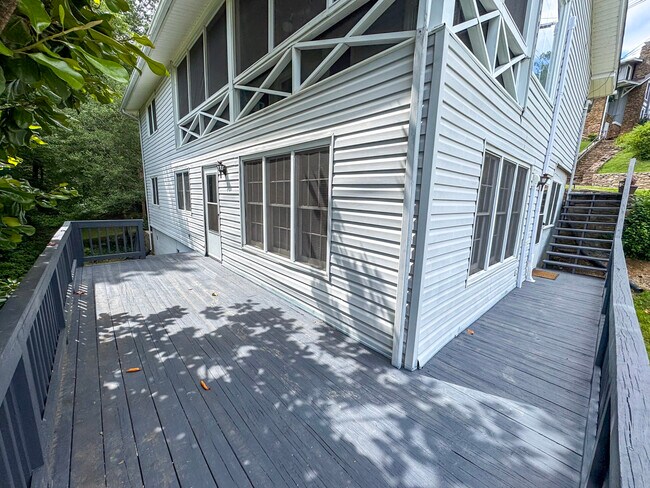 Building Photo - 117 Carolina Rd