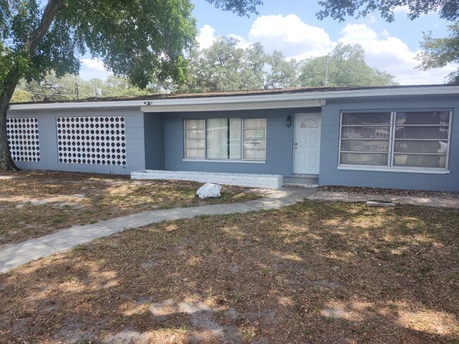 Primary Photo - 111 E Linebaugh Ave.