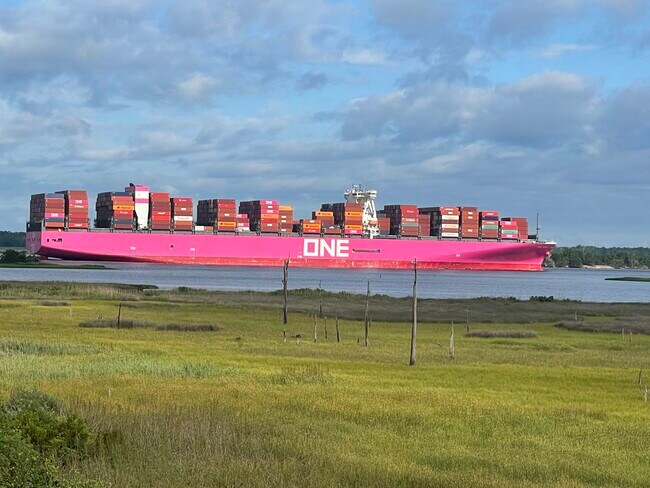 Building Photo - 100 Turtle Cay