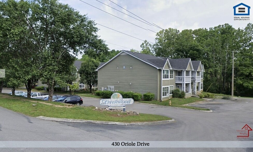 Building Photo - 430 Oriole Dr