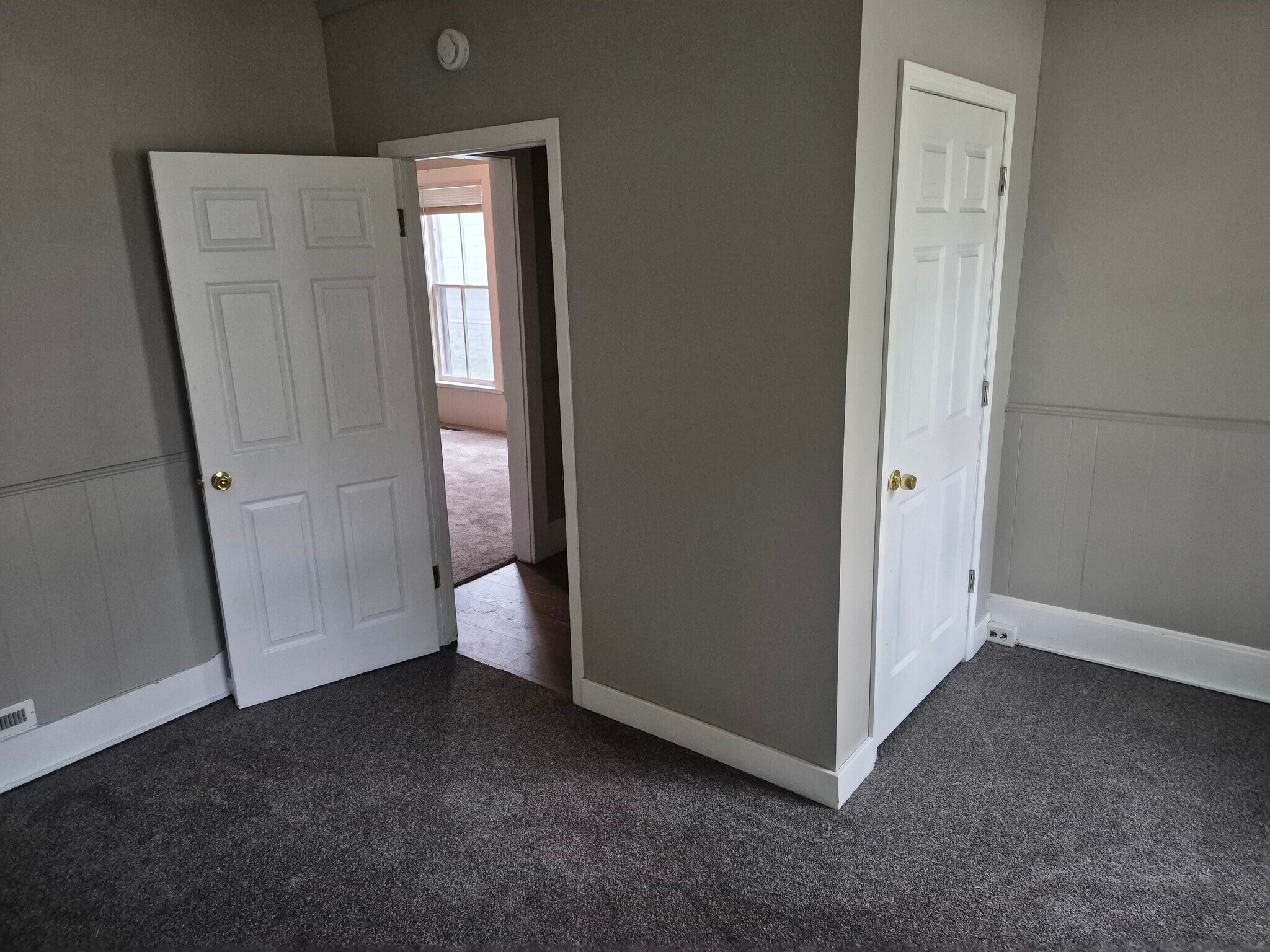 main floor bedroom by the bathroom - 343 Belgrade Ave