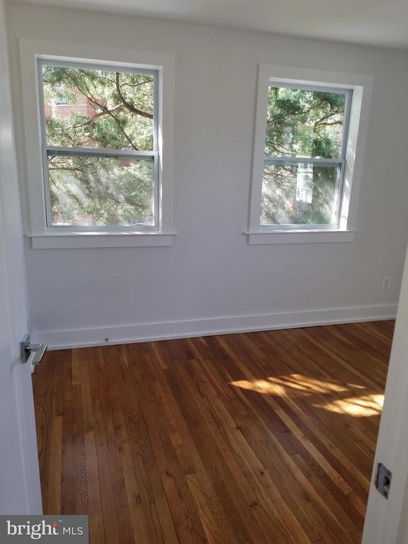 Building Photo - 3611 Edison St
