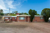 Building Photo - 535 N Cimarron St