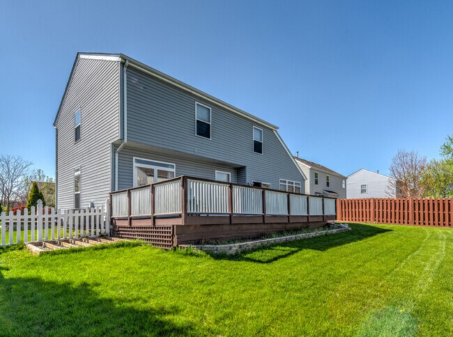 Building Photo - 1810 Van Dyke Ln