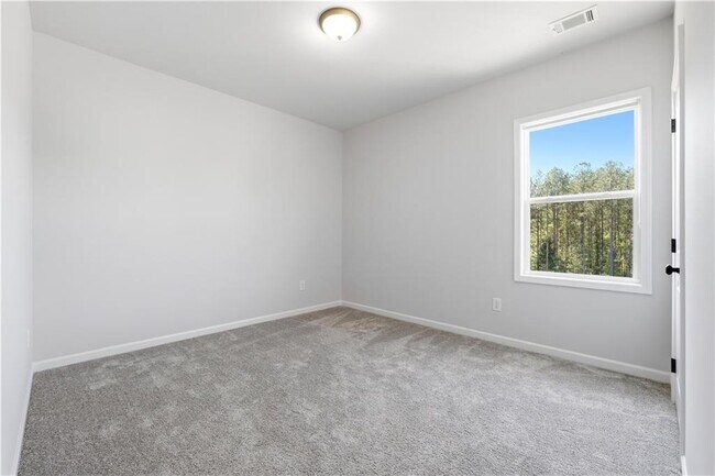 Building Photo - 176 Brant Cir
