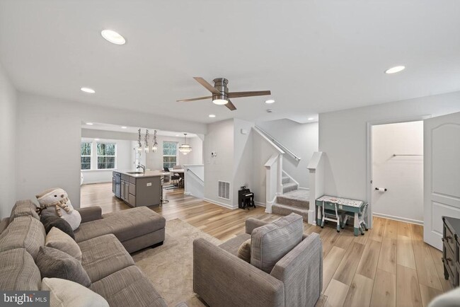 Building Photo - 338 Nocking Point Blvd