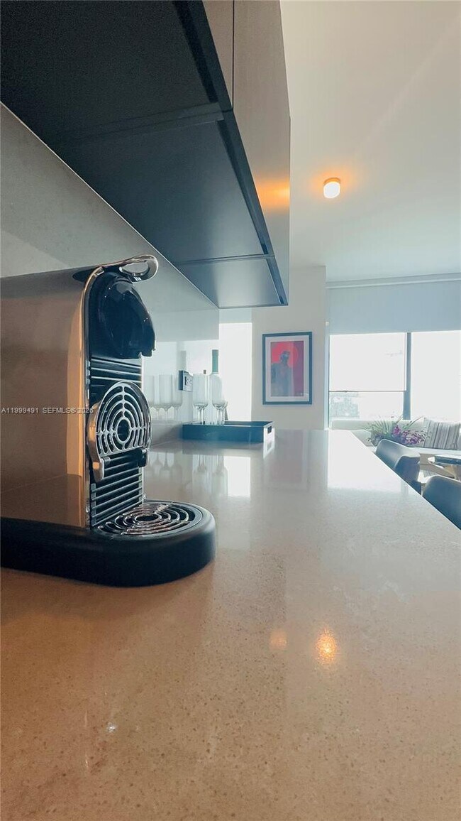 Building Photo - 20 NE 11th St