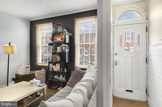 Building Photo - 2446 Memphis St