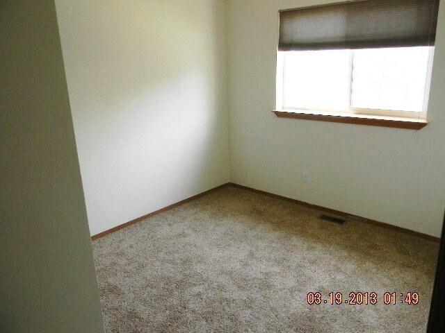 Building Photo - Home in Davis Park