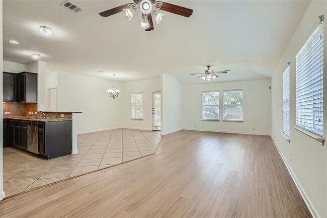 Building Photo - 1909 Ripple Creek Ct