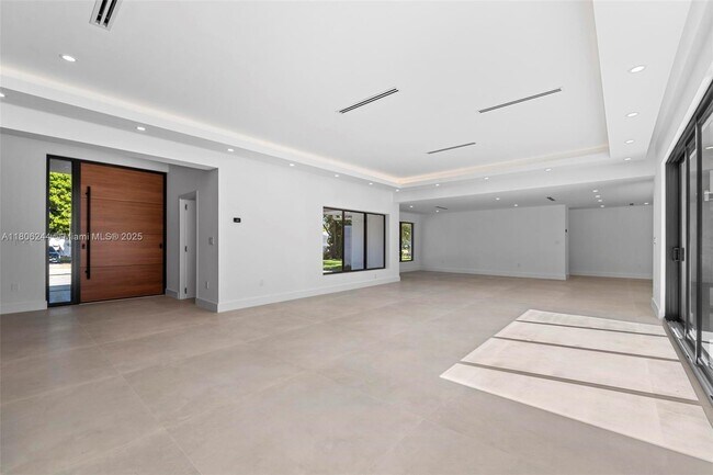 Building Photo - 7530 SW 134th St