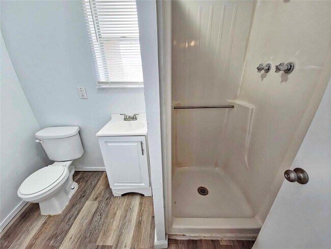 Building Photo - 3224 Lazy Ln