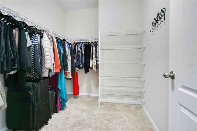 Building Photo - 13540 Fountainbleau Dr