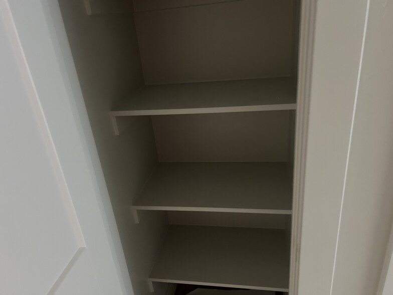 Building Photo - 1316 W 800 S