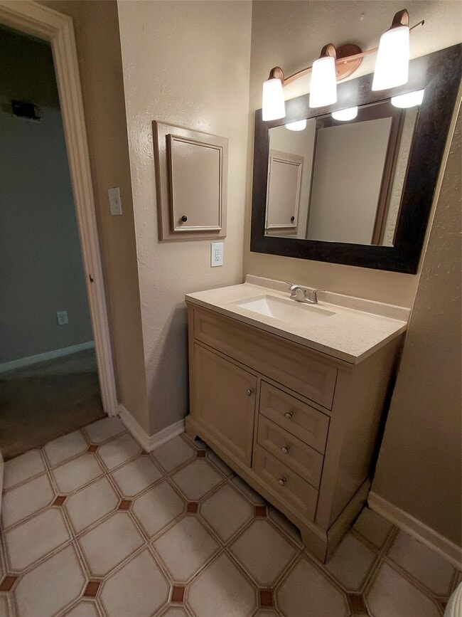Building Photo - 23111 Lone Wolf Trail