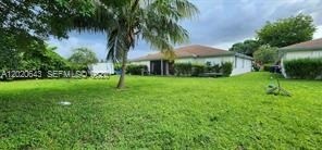 Building Photo - 10380 NW 10th Ave