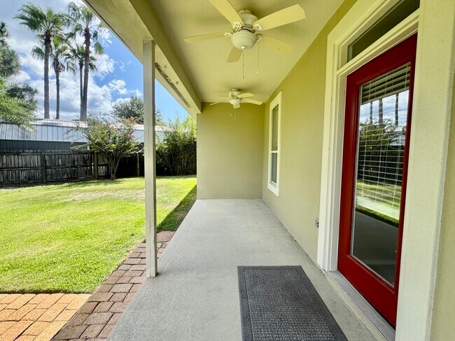 Building Photo - 418 White Heron Dr