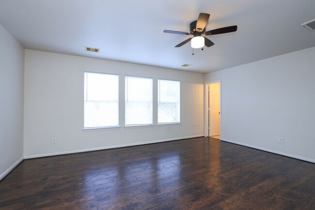 Building Photo - 12054 Mallard Stream Ct