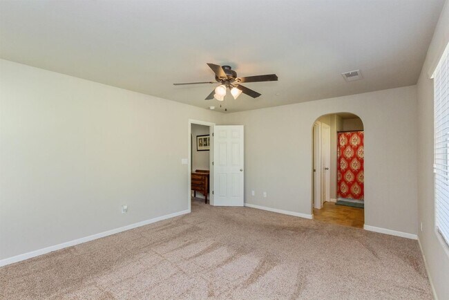 Building Photo - 1332 Joy Dr