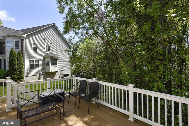 Building Photo - 6087 Piney Woods Ct