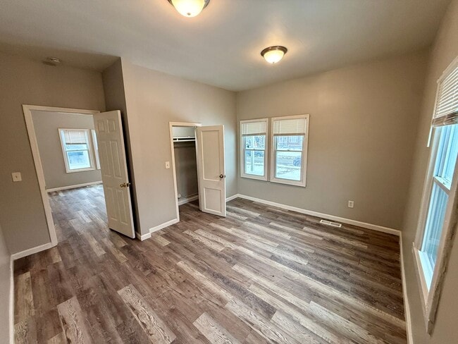 Building Photo - 3 Bed 1 Bath - Single family house, Taylor-Berry Neighborhood