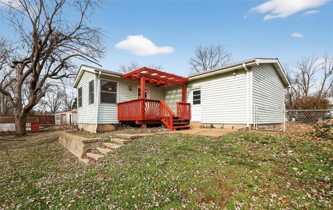 Building Photo - 808 Bella Ln