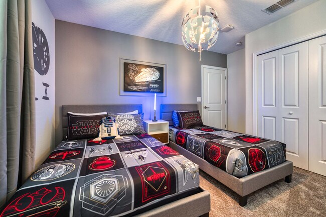 Building Photo - 723 Ocean Course Ave