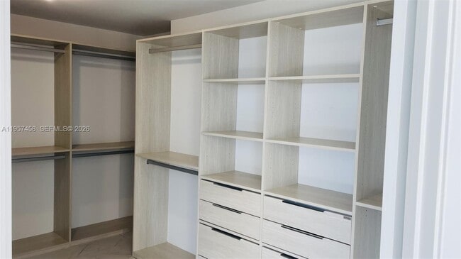 Building Photo - 17301 Biscayne Blvd