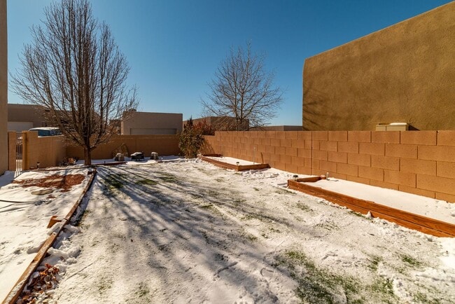 Building Photo - Single Family Home in Rancho Viejo Availab...