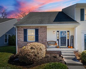 Building Photo - 1641 York Dr NW