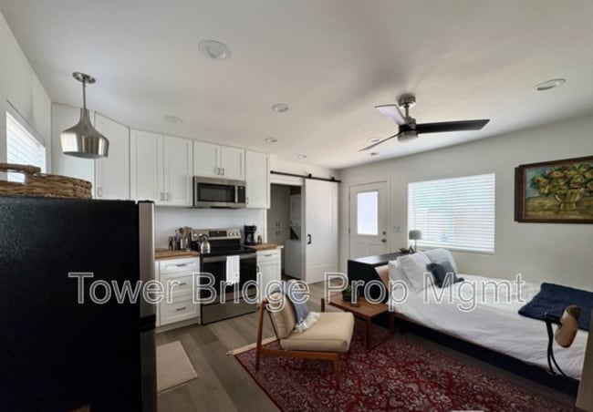 Building Photo - 41 Manley Ct