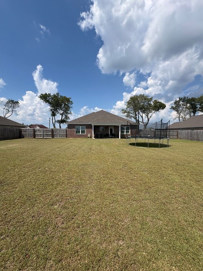 Building Photo - 464 Gritney Rd