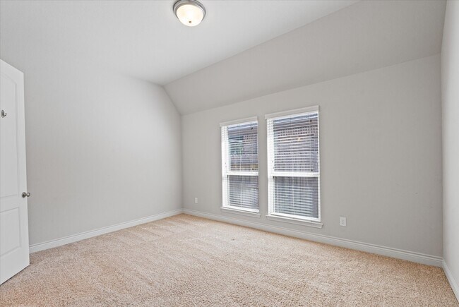 Building Photo - 13207 Itasca Pine Dr