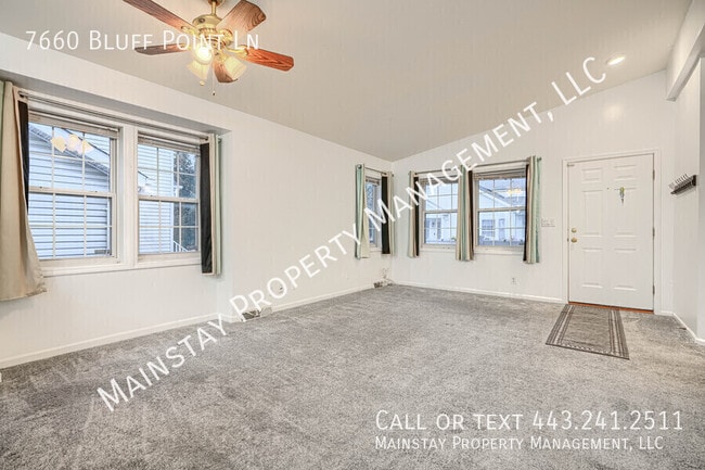 Building Photo - 7660 Bluff Point Ln