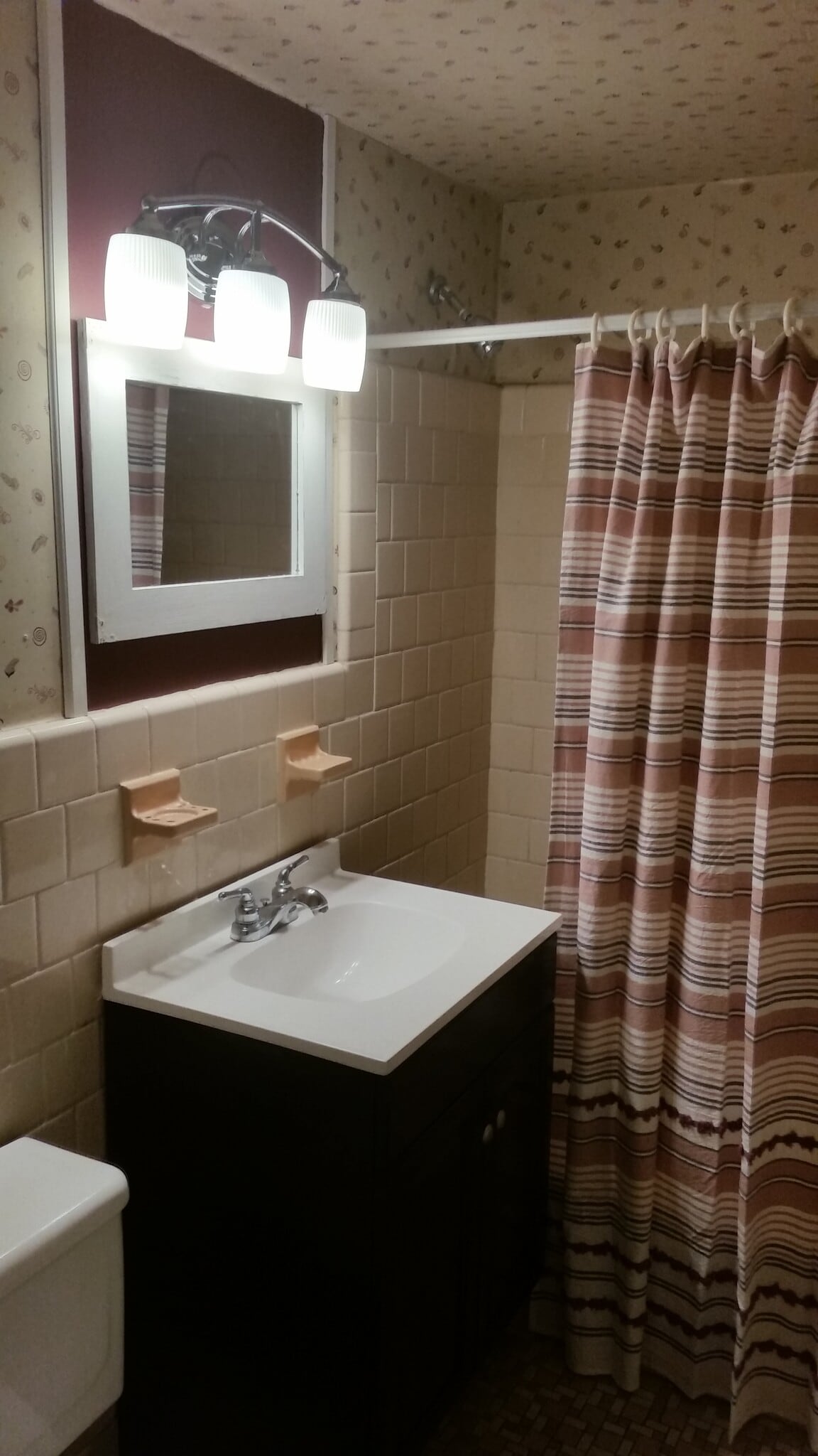 bath - 1510 S George Mason Dr