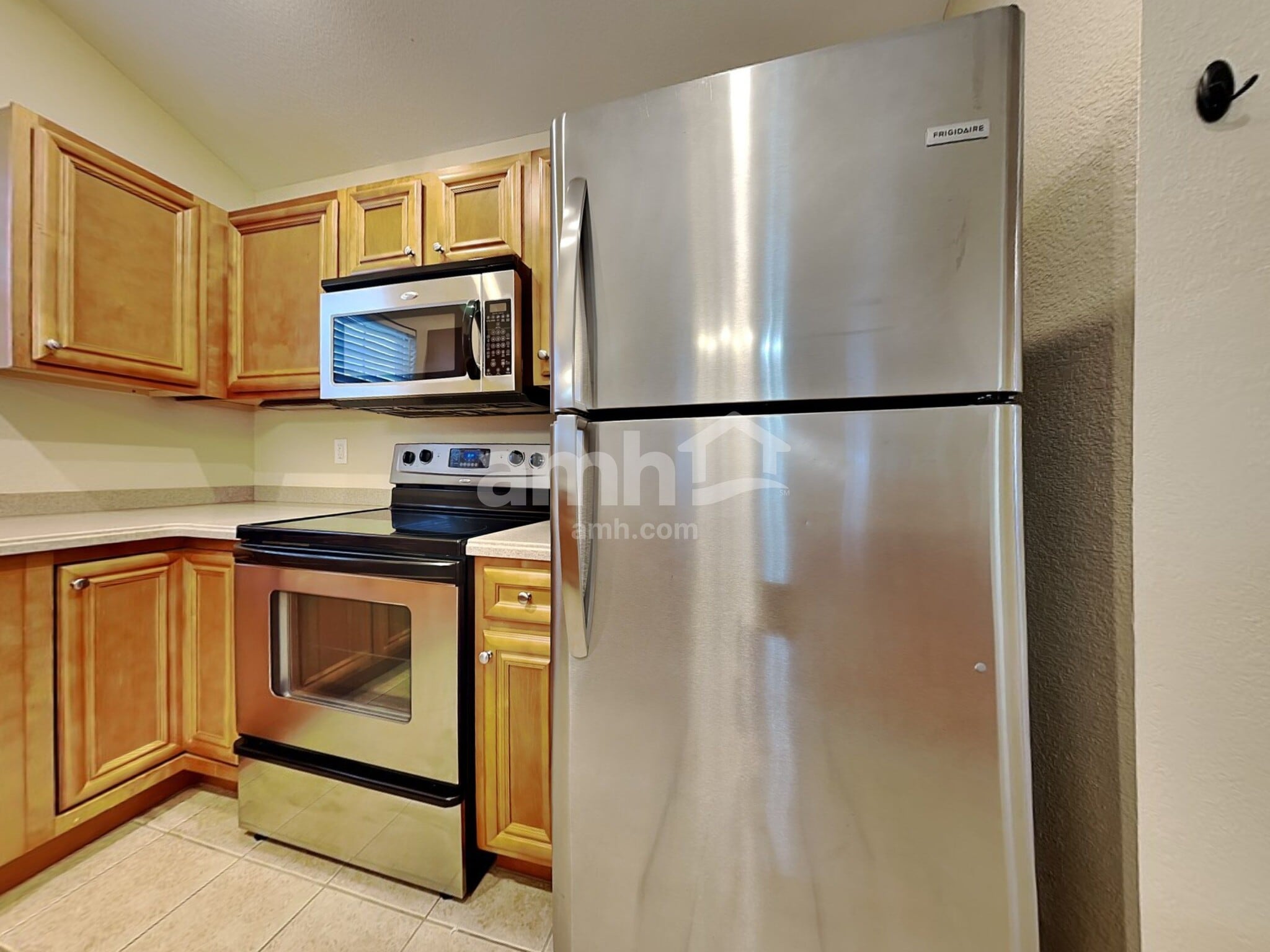 Building Photo - 10429 Kentwell Rd