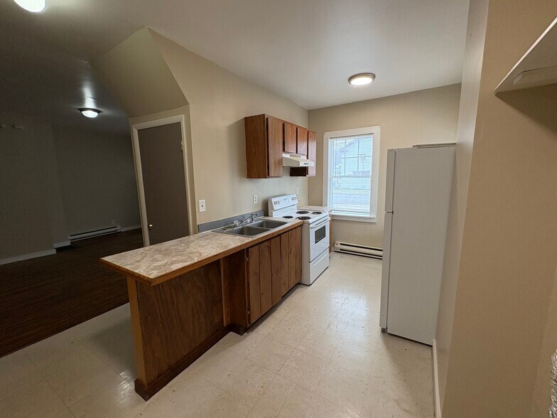 Building Photo - 21 E William St