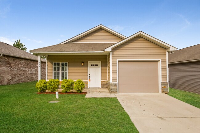 Primary Photo - 595 Kincaid Cove Ln