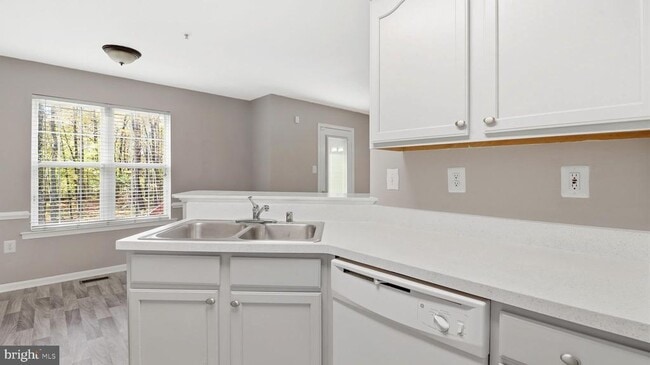 Building Photo - 14101 Kathleen Ln