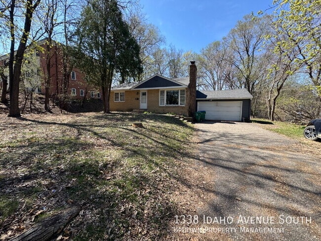 Building Photo - 1338 Idaho Ave S