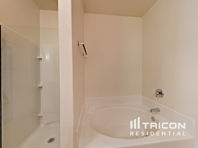 Building Photo - 5002 Pacific Ridge Ln