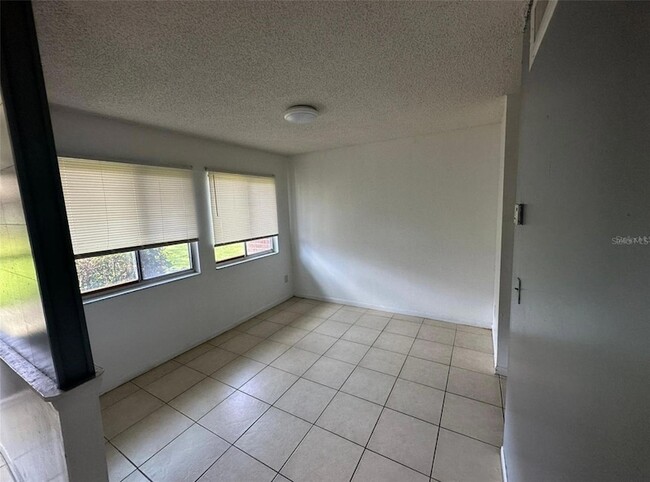 Building Photo - 2340 Huntington Green Ct